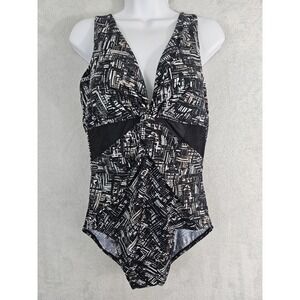 Miraclesuit One Piece Swimsuit Womens Size 16 Black White Twist of Fate NWT